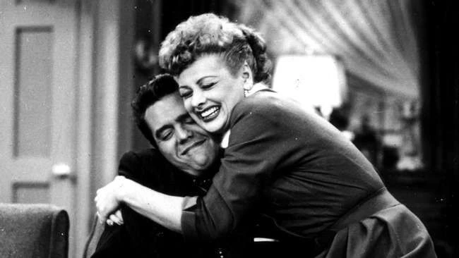 Die überraschend dunklen Geheimnisse hinter den Kulissen von 'I Love Lucy'