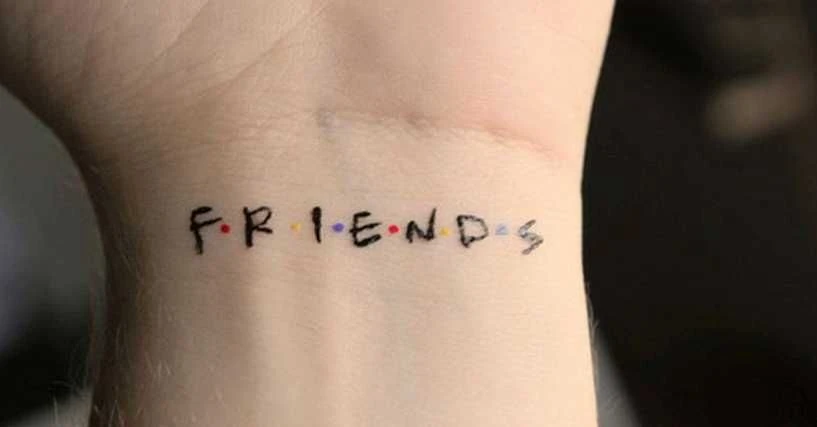 30 unglaubliche Tattoos, inspiriert von Freunden