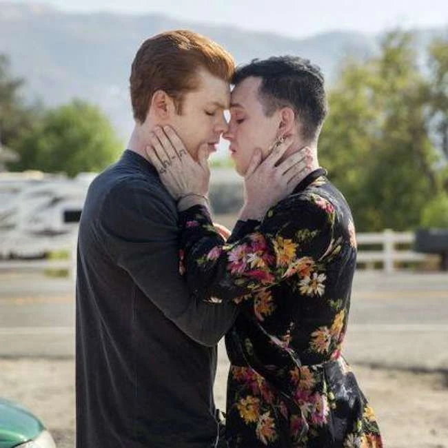Die 45+ besten LGBTQ+-Paare in der TV-Geschichte