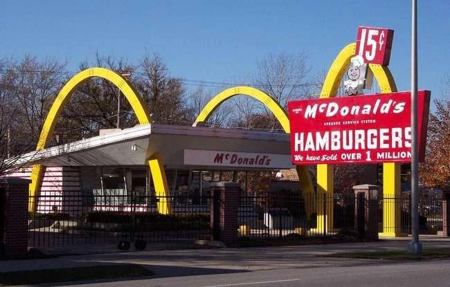 Warum schmeckt Cola bei McDonald's so anders?