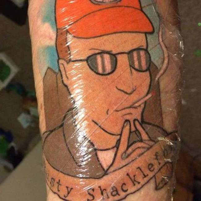 23 Propan-liebende Tattoos, inspiriert von King of the Hill