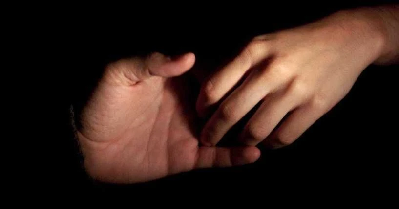 Bisexuelle beschreiben die Unterschiede beim Dating mit Jungs und Mädchen