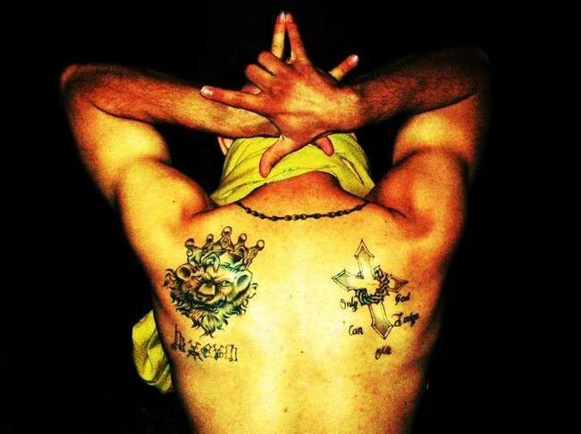11 häufige Gang-Tattoos, die Sie wahrscheinlich gesehen haben, ohne es zu wissen