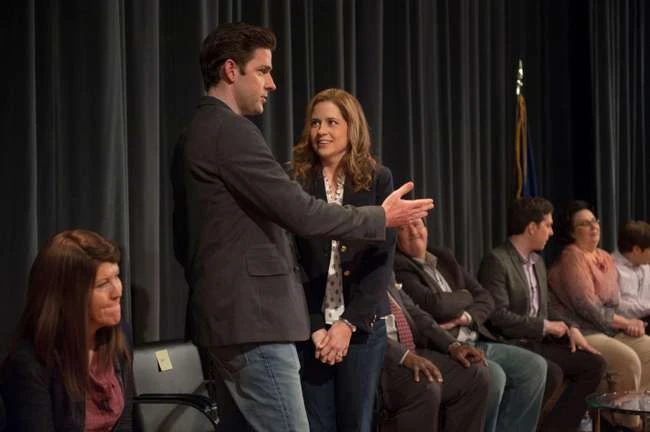 Jim hat Pam bei 'The Office' betrogen und es gibt viele Beweise, die es beweisen