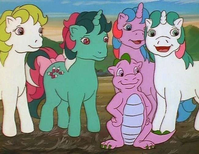 Der 'My Little Pony'-Cartoon aus den 80er Jahren war ein Spielzeug, das seltsamer ist, als du dich erinnerst